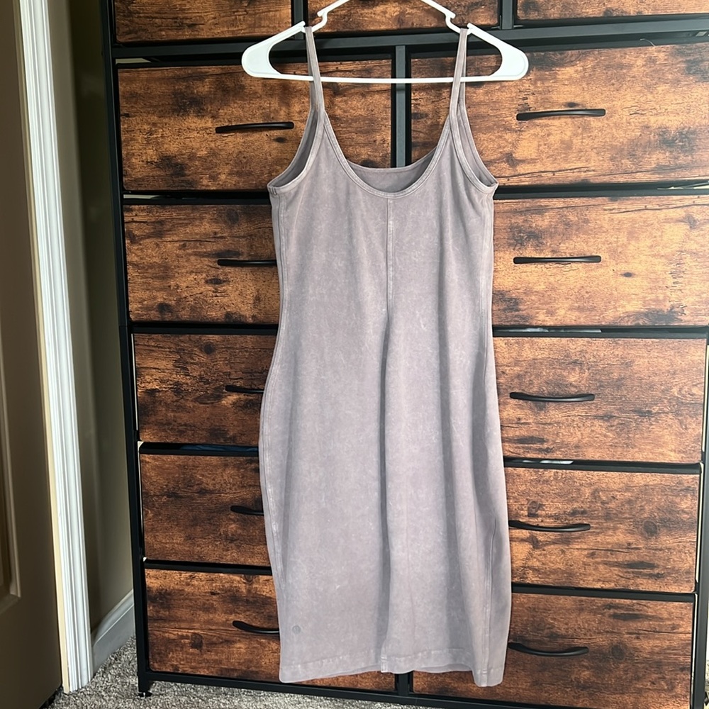 ✨ Lululemon Inner Glow Dress - Picture 4 of 7
